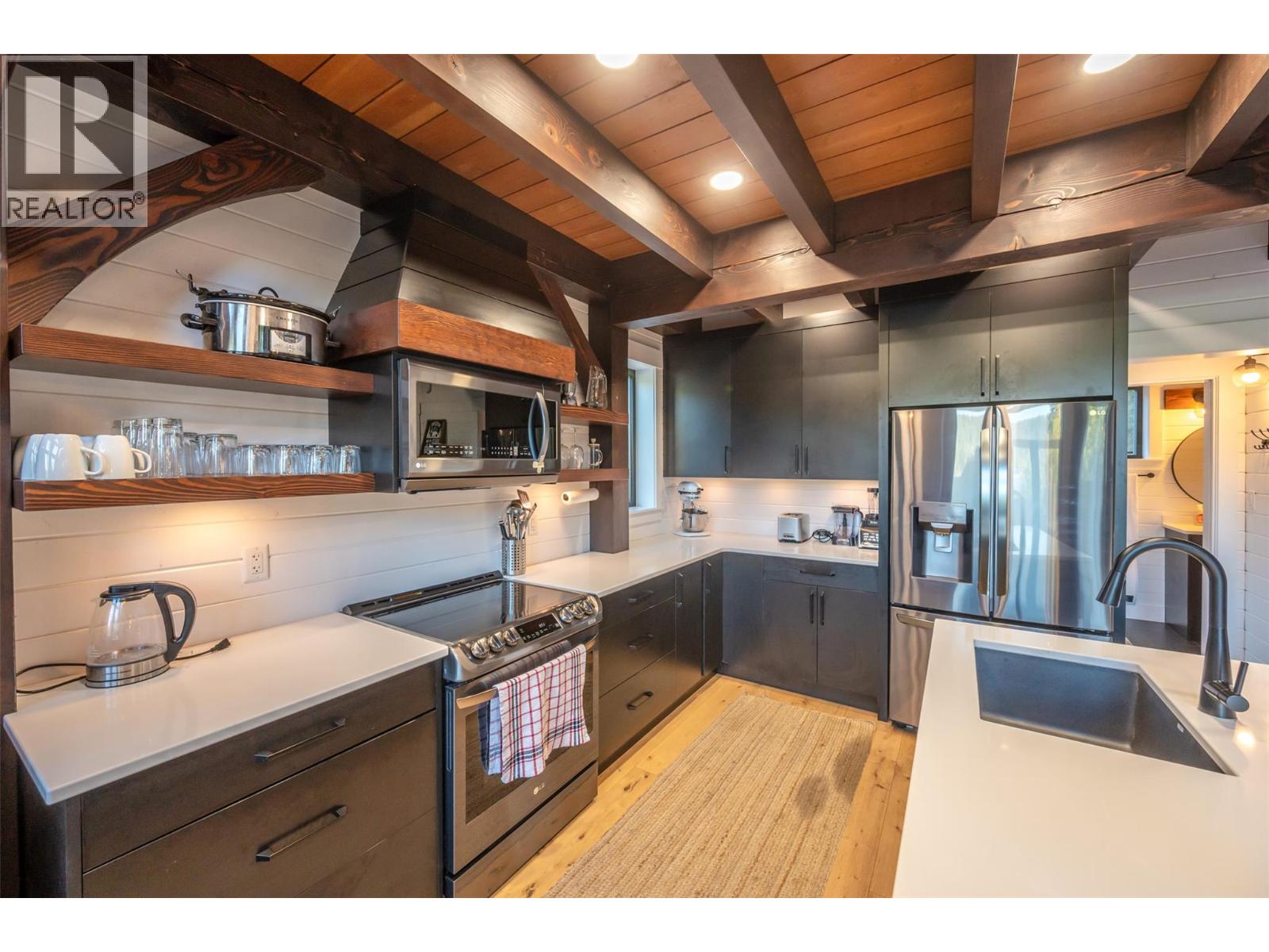 3593 Princeton Summerland Road, Princeton, British Columbia  V0X 1W0 - Photo 18 - 10359819