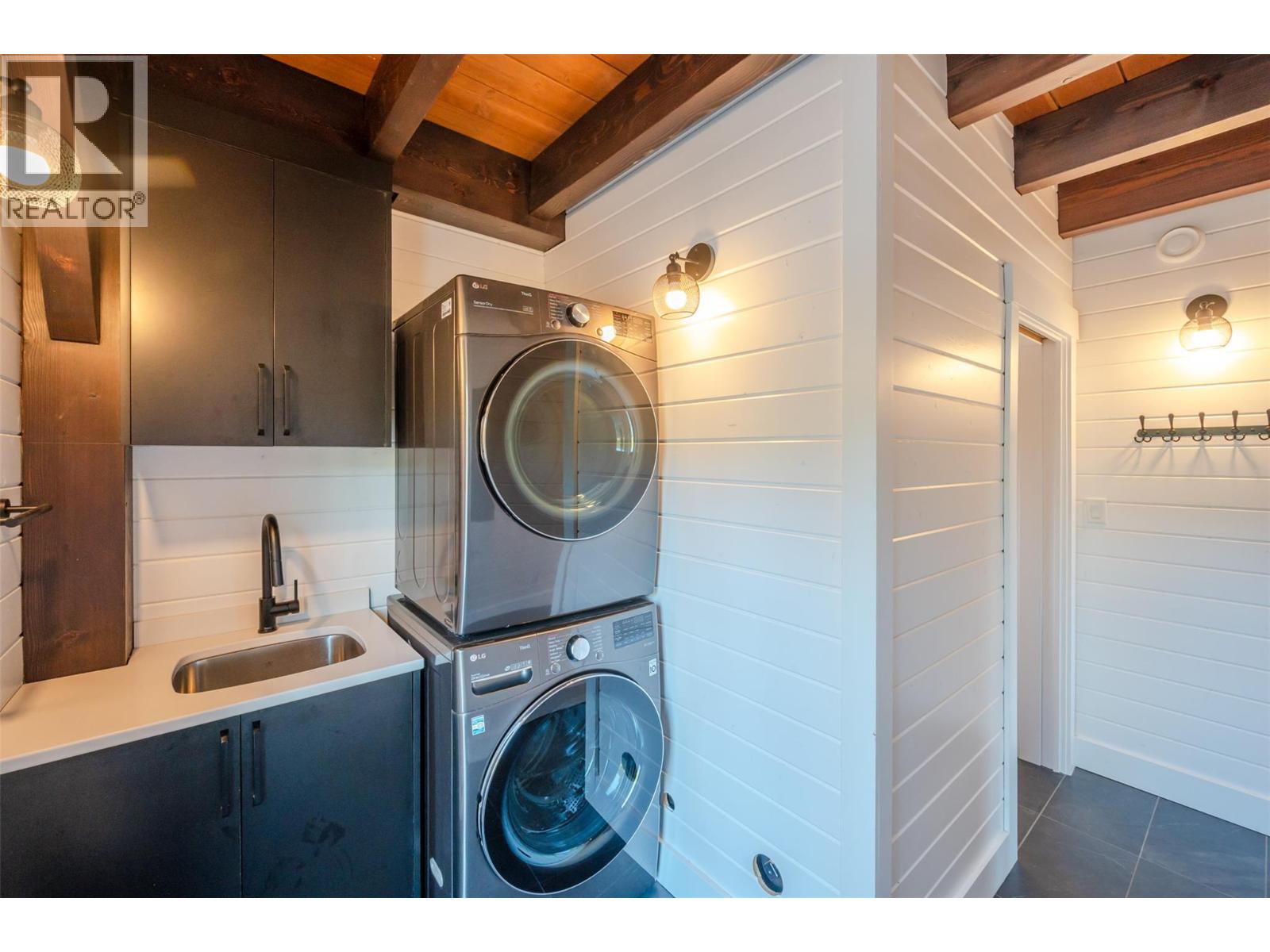 3593 Princeton Summerland Road, Princeton, British Columbia  V0X 1W0 - Photo 28 - 10359819