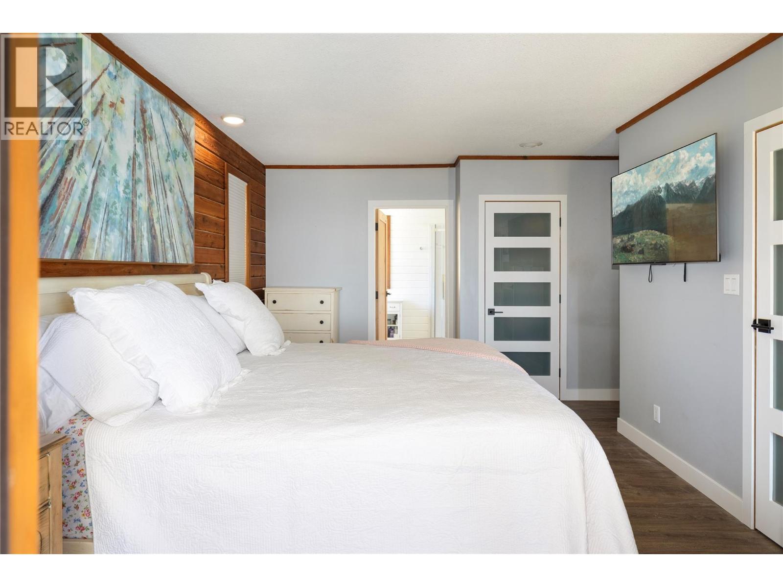 7940 Keddleston Road, Vernon, British Columbia  V1B 3N4 - Photo 21 - 10359735