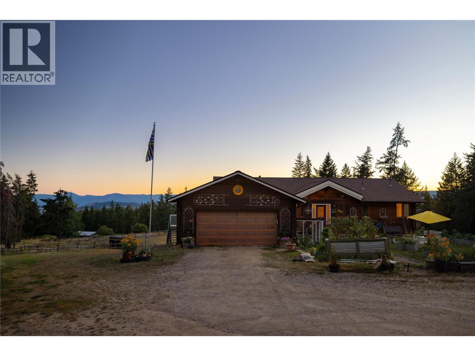 7940 Keddleston Road, Vernon, British Columbia  V1B 3N4 - Photo 59 - 10359735