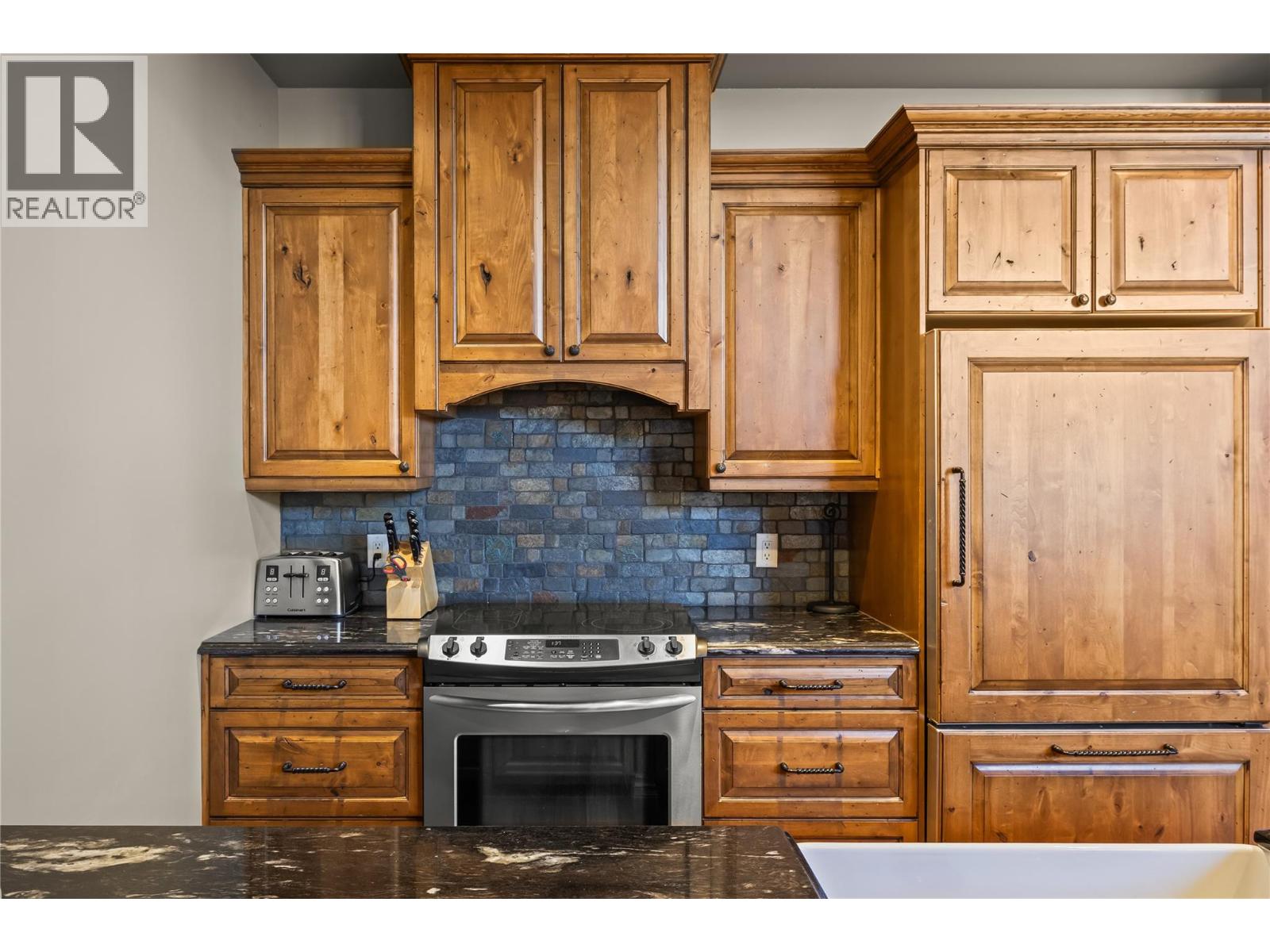 255 Feathertop Way Unit# 7, Kelowna, British Columbia  V1P 1P3 - Photo 11 - 10359843