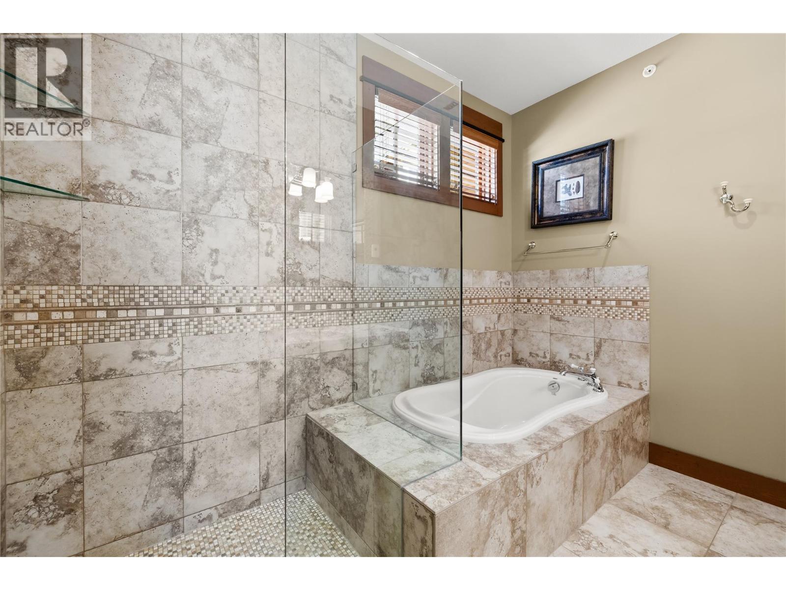 255 Feathertop Way Unit# 7, Kelowna, British Columbia  V1P 1P3 - Photo 24 - 10359843