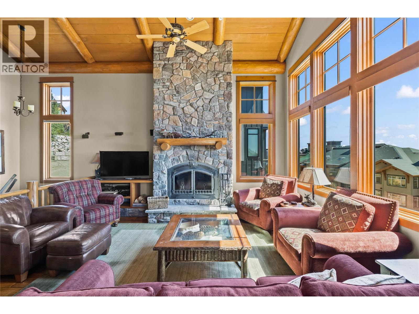 255 Feathertop Way Unit# 7, Kelowna, British Columbia  V1P 1P3 - Photo 3 - 10359843