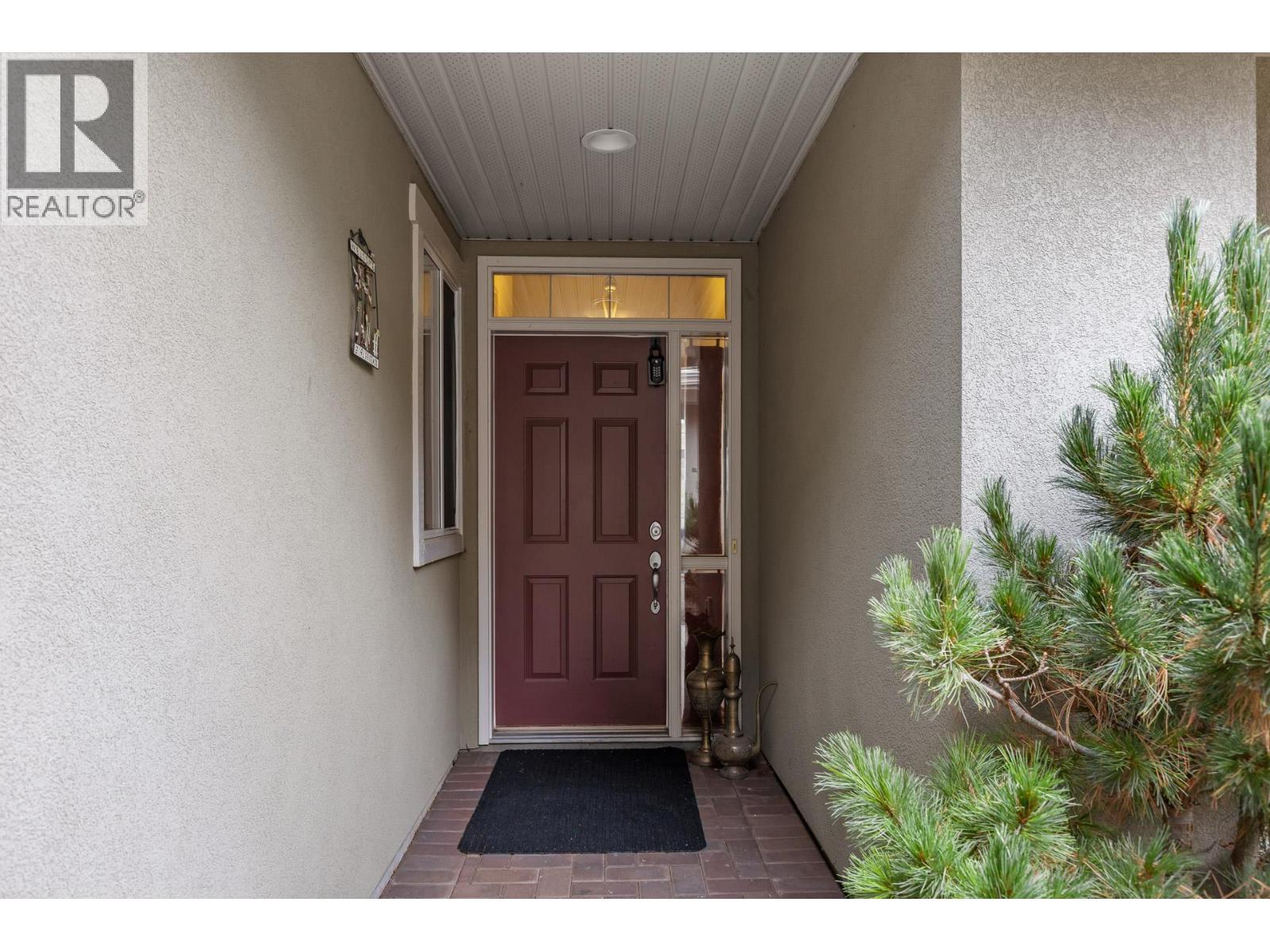 4520 Gallaghers Lookout Unit# 2, Kelowna, British Columbia  V1W 3Z8 - Photo 3 - 10359578