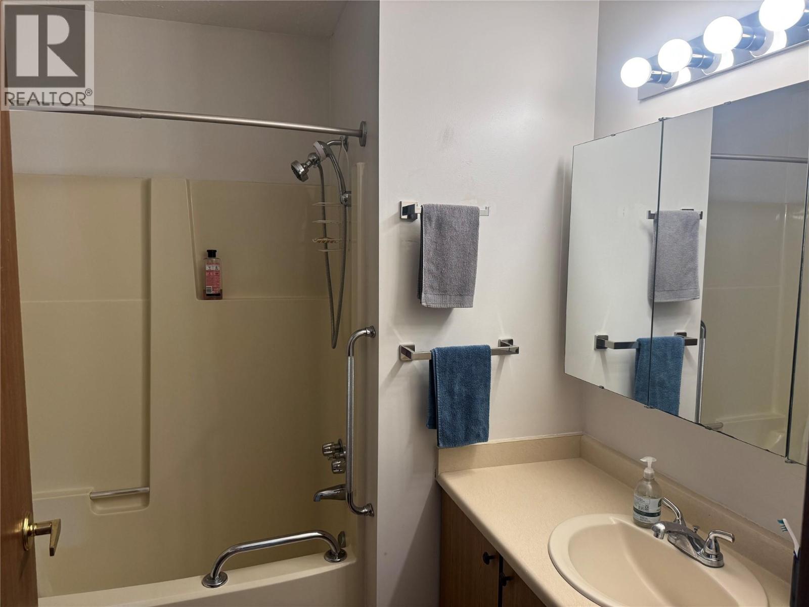 8010 Vedette Drive Unit# 10, Osoyoos, British Columbia  V0H 1V2 - Photo 13 - 10359806