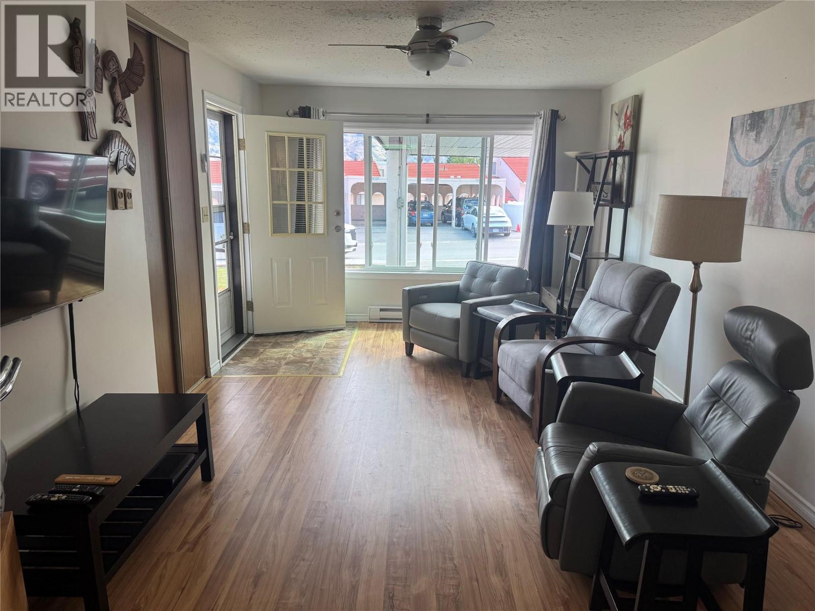 8010 Vedette Drive Unit# 10, Osoyoos, British Columbia  V0H 1V2 - Photo 3 - 10359806