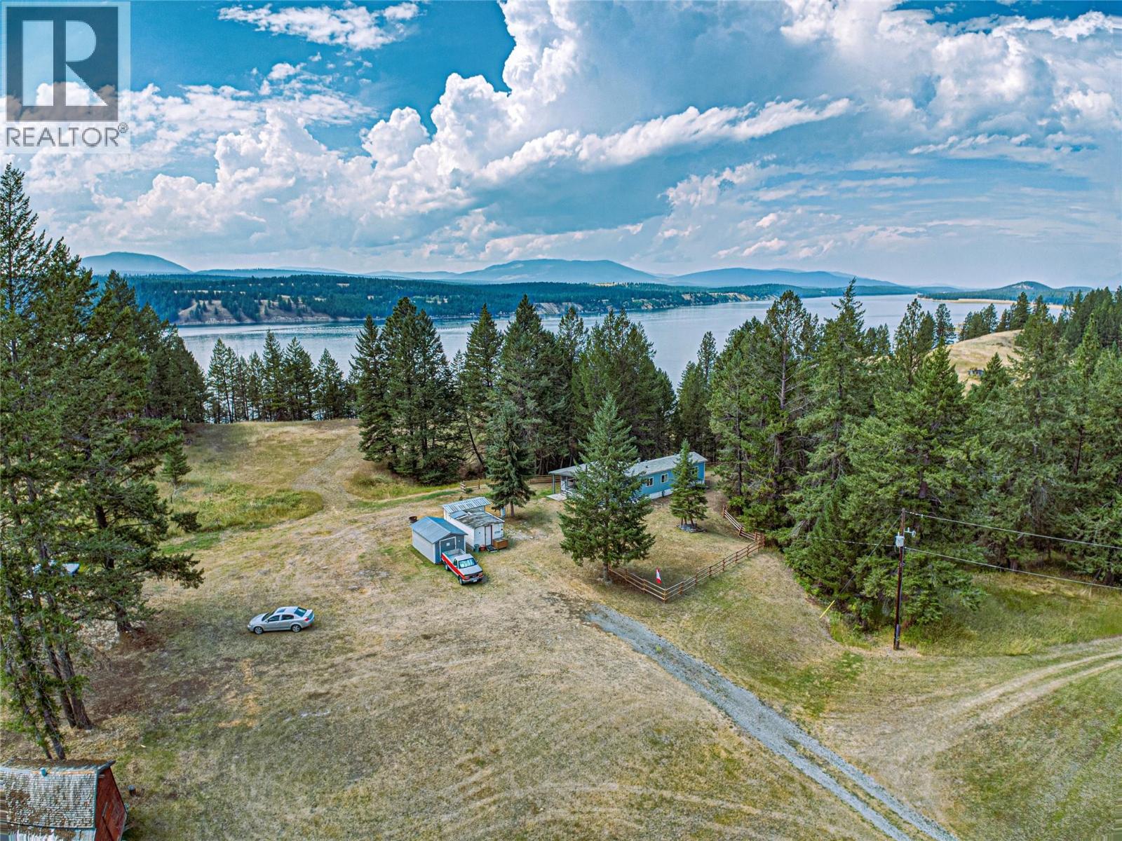 1347 Waldo Road, Baynes Lake, British Columbia  V0B 1T4 - Photo 18 - 10359873