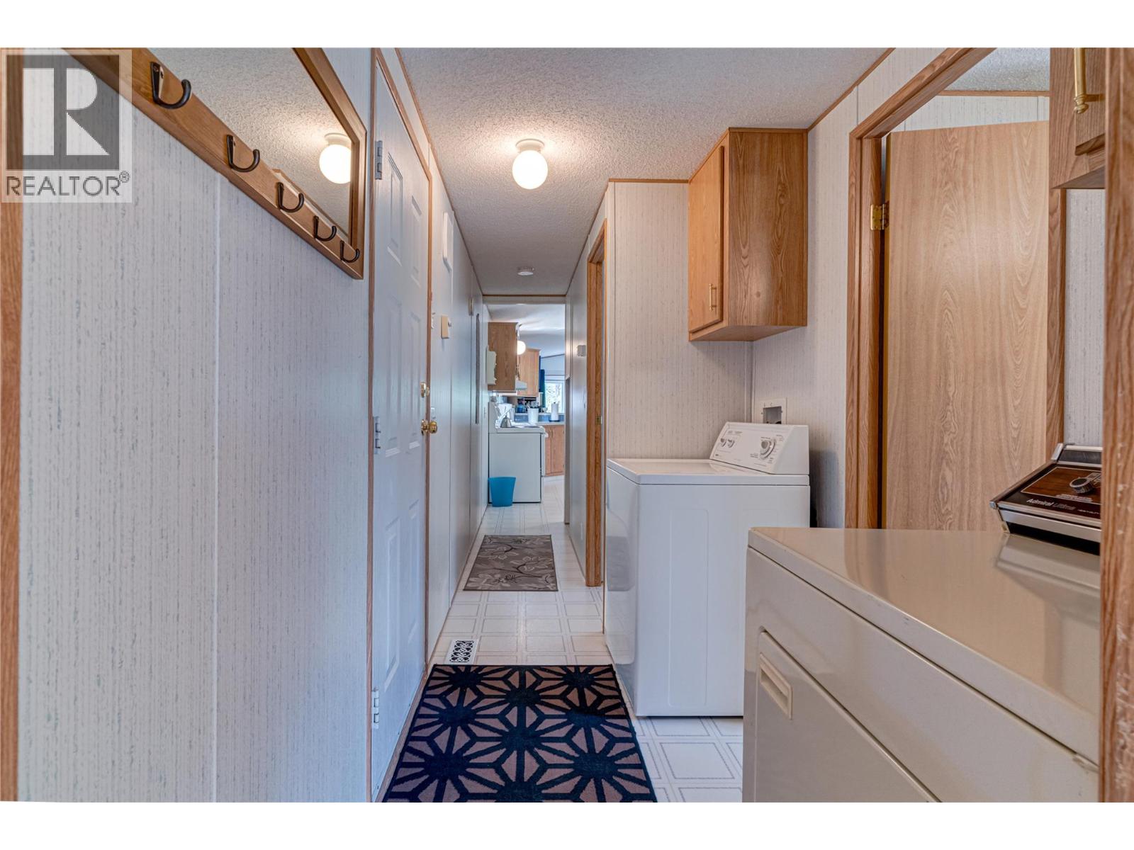 1347 Waldo Road, Baynes Lake, British Columbia  V0B 1T4 - Photo 24 - 10359873