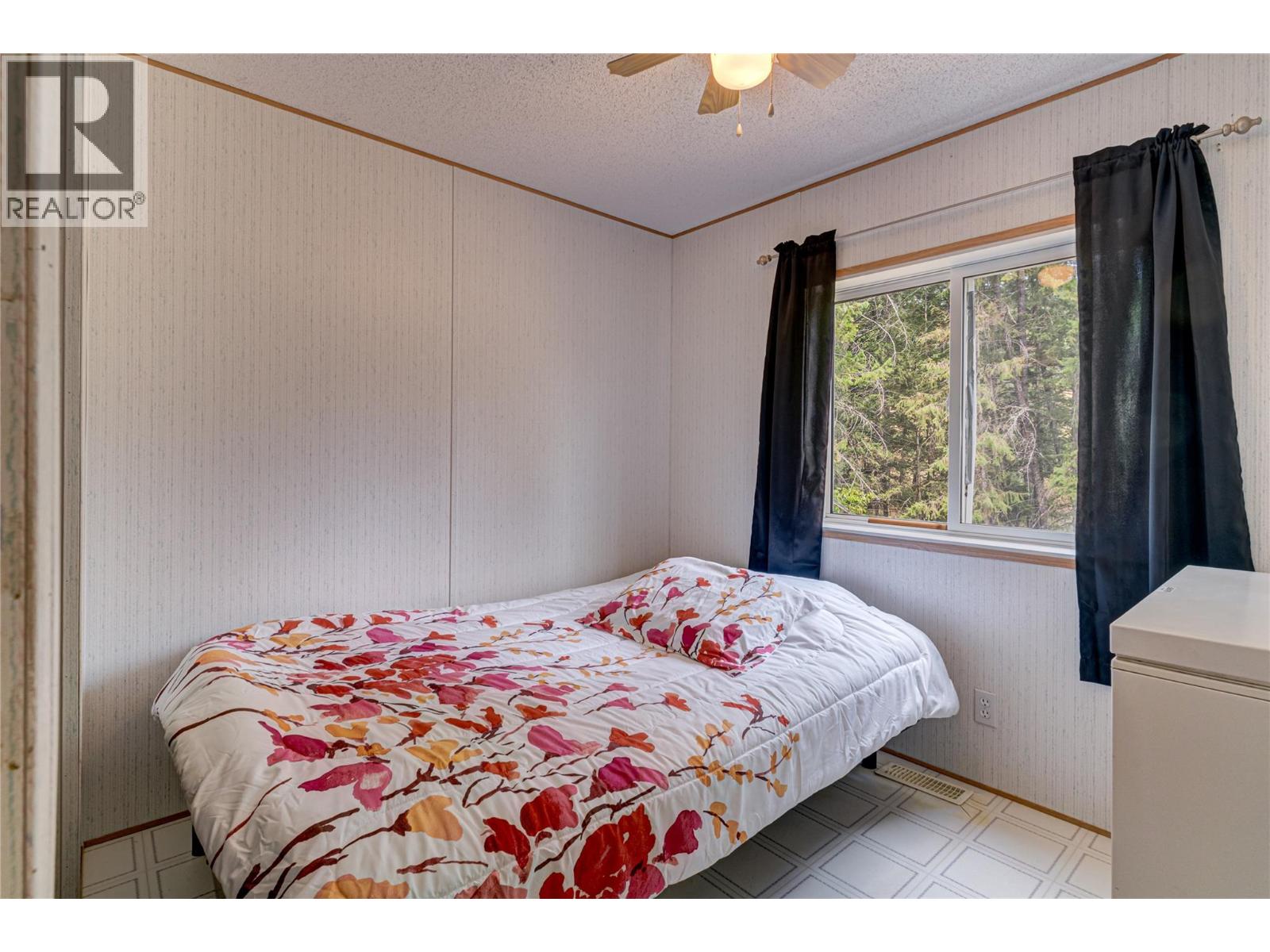 1347 Waldo Road, Baynes Lake, British Columbia  V0B 1T4 - Photo 30 - 10359873