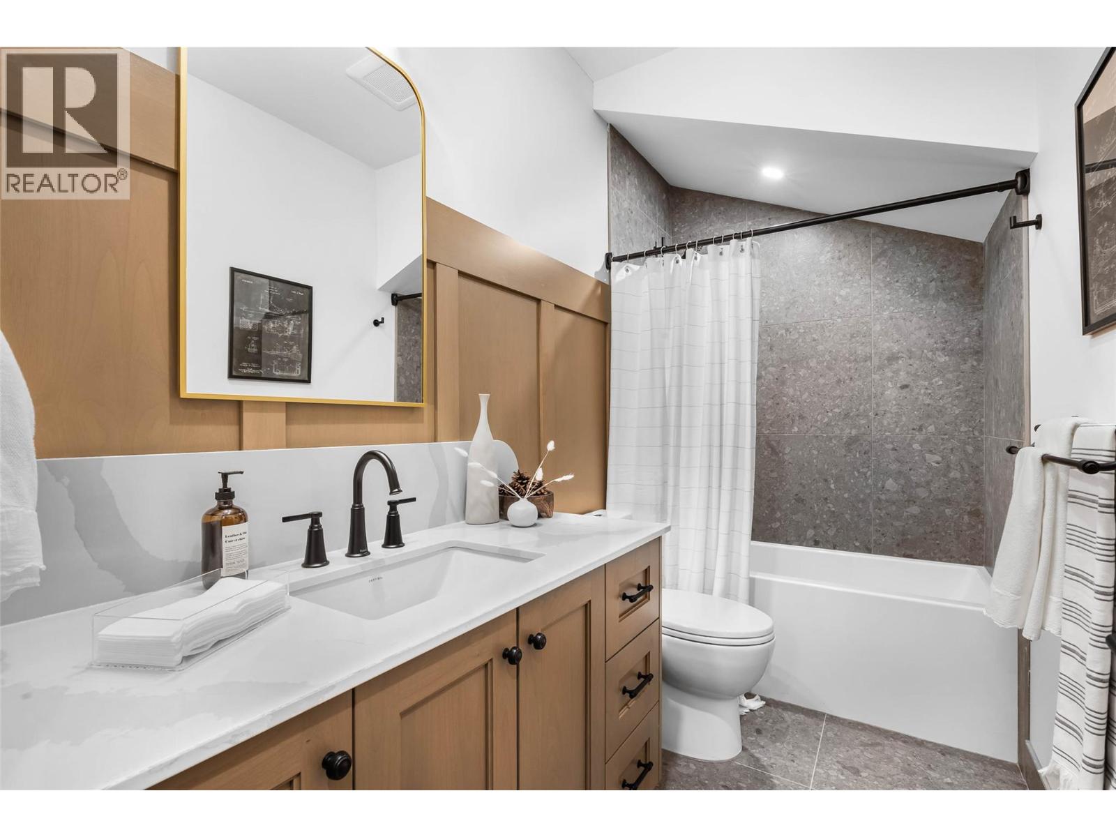 7005 Mcgillivray Lake Drive Unit# 15, Sun Peaks, British Columbia  V0E 5N0 - Photo 24 - 10359886