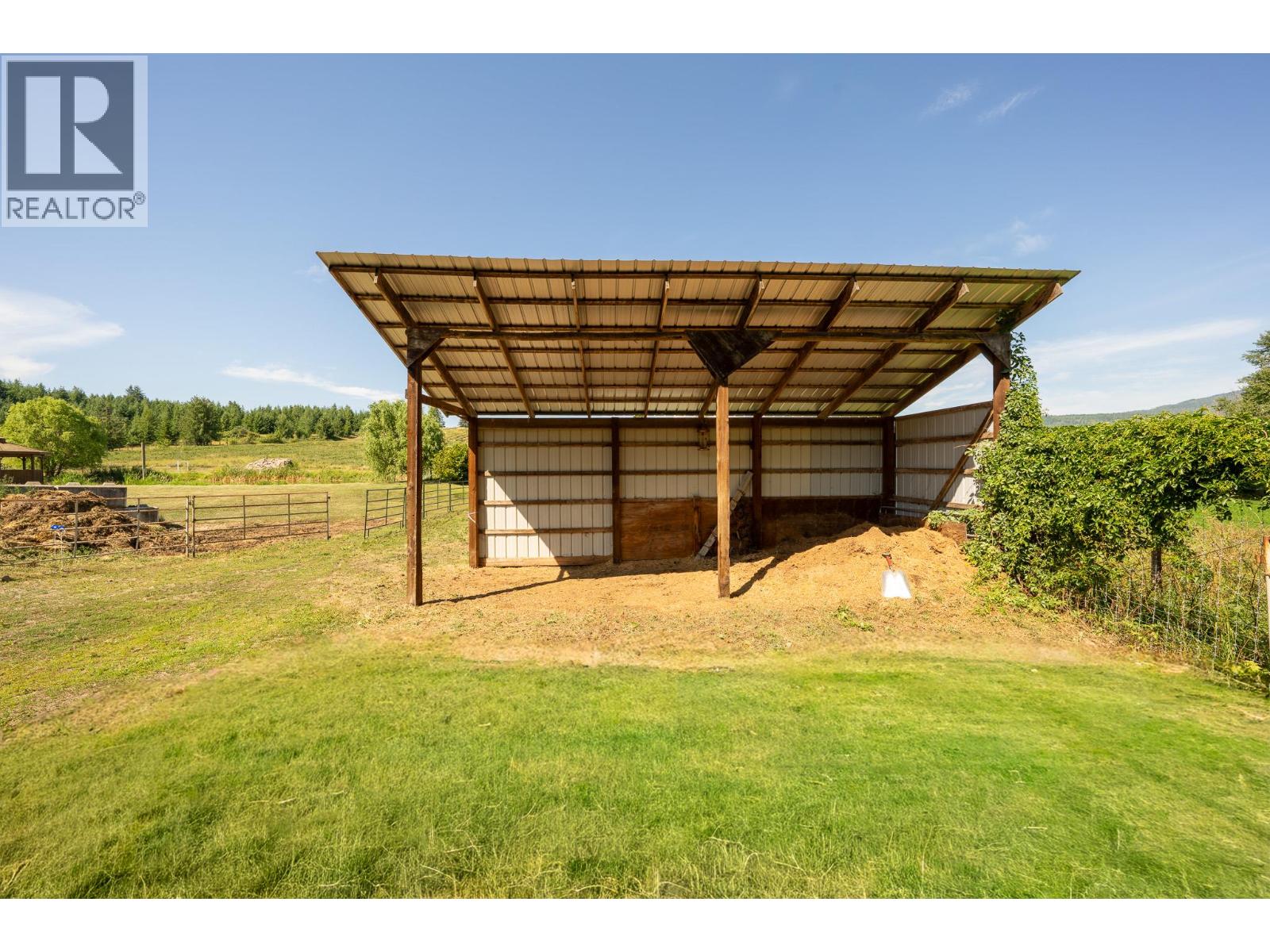 184 Monks Road, Grindrod, British Columbia  V0E 1Y0 - Photo 27 - 10359973