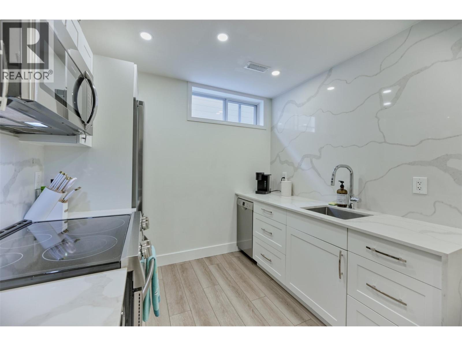 9302 62nd Avenue, Osoyoos, British Columbia  V0H 1V1 - Photo 37 - 10359949