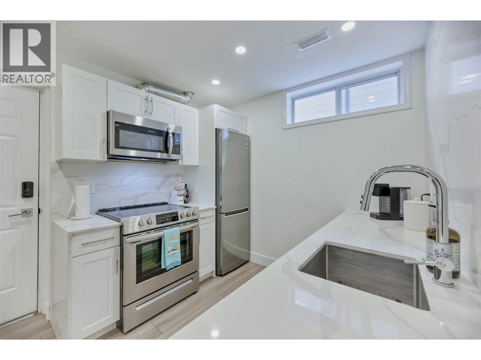 9302 62nd Avenue, Osoyoos, British Columbia  V0H 1V1 - Photo 38 - 10359949