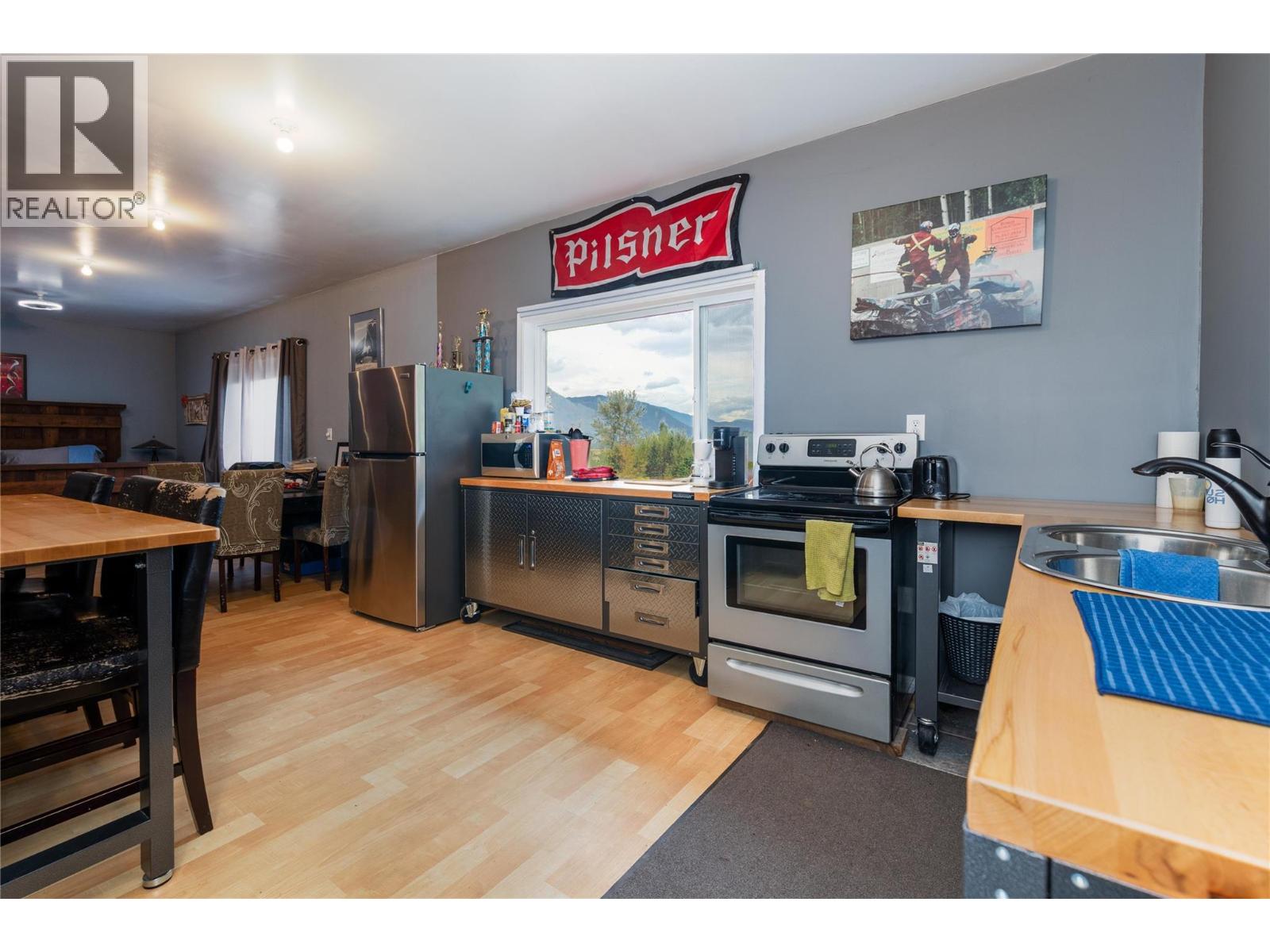 7630 97a Highway, Mara, British Columbia  V0E 2K0 - Photo 53 - 10359924