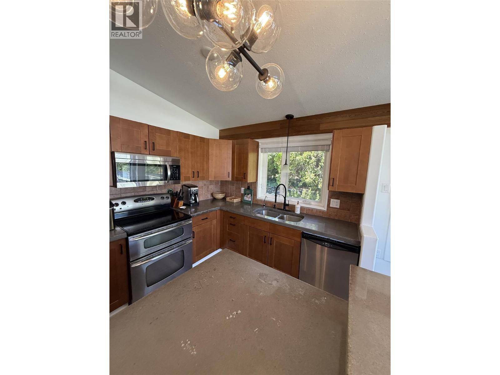 8807 Gala Crescent, Osoyoos, British Columbia  V0H 1V2 - Photo 12 - 10360075