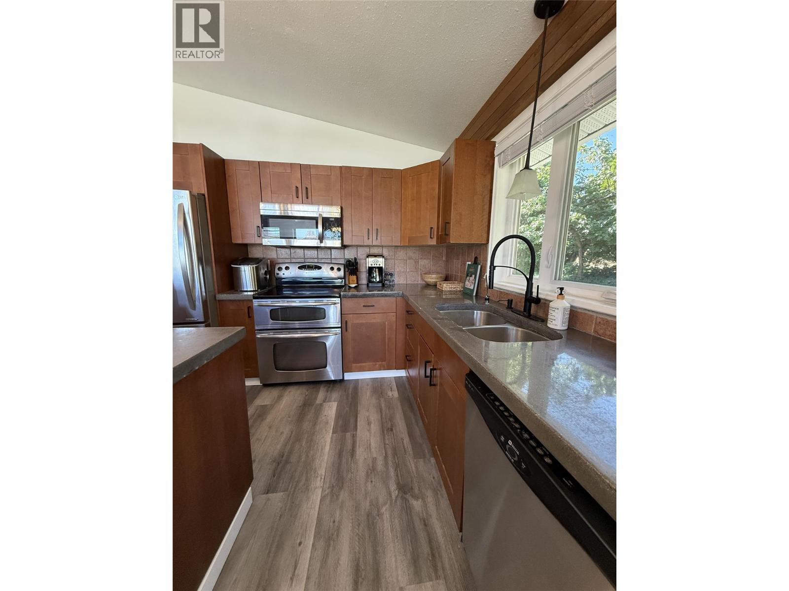 8807 Gala Crescent, Osoyoos, British Columbia  V0H 1V2 - Photo 13 - 10360075