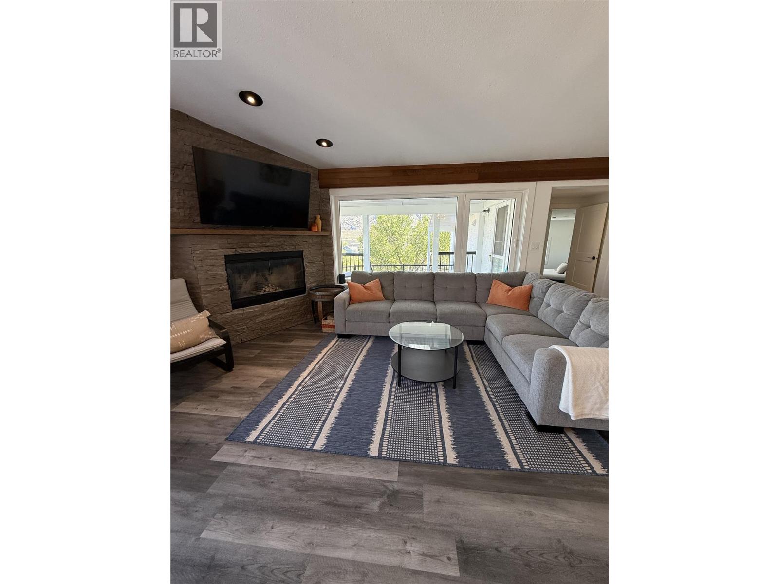 8807 Gala Crescent, Osoyoos, British Columbia  V0H 1V2 - Photo 8 - 10360075