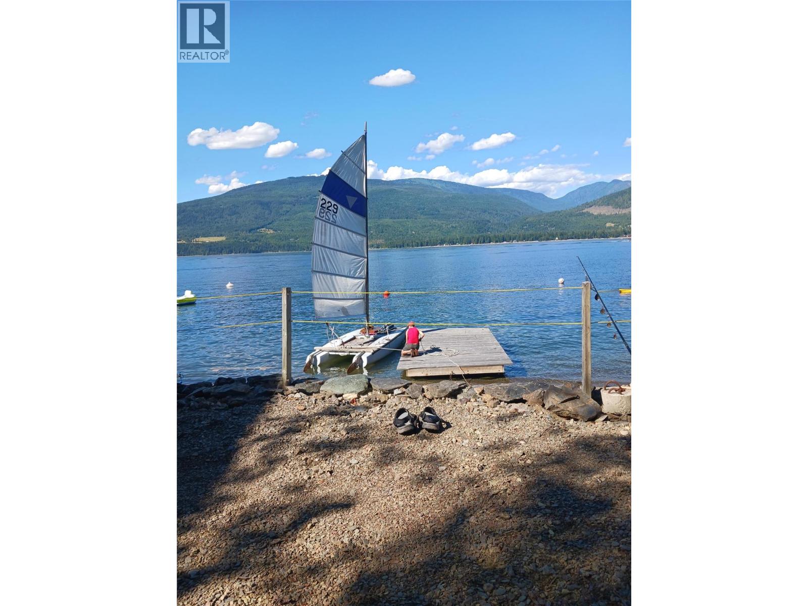 4255 Justin Road, Eagle Bay, British Columbia  V0E 1T0 - Photo 34 - 10359993