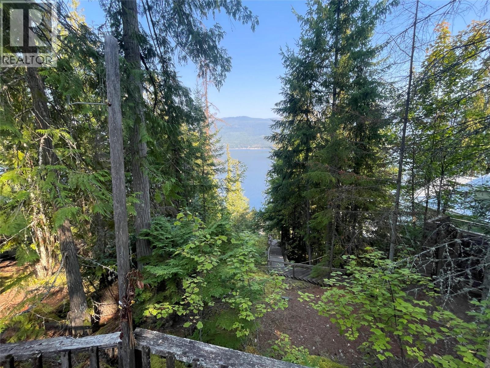 4255 Justin Road, Eagle Bay, British Columbia  V0E 1T0 - Photo 5 - 10359993