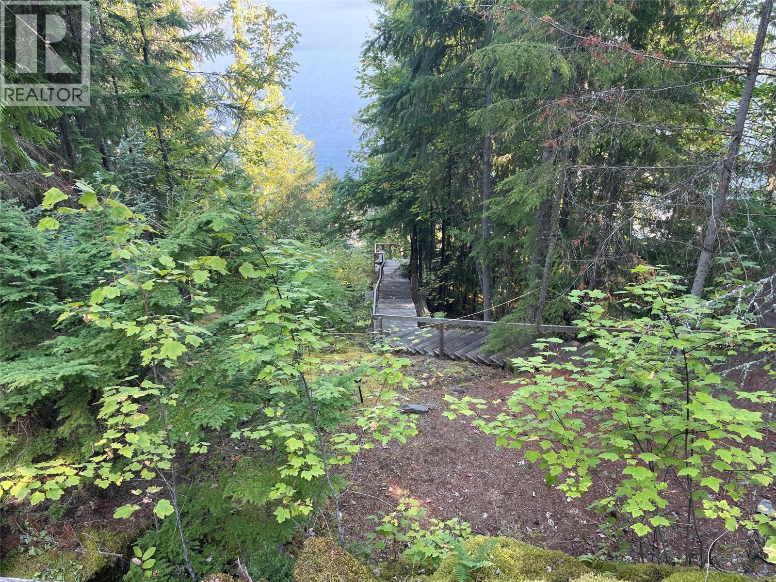 4255 Justin Road, Eagle Bay, British Columbia  V0E 1T0 - Photo 7 - 10359993