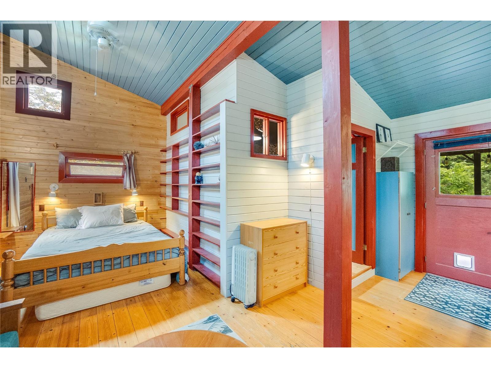 8780 Martens Road, Slocan, British Columbia  V0G 2C0 - Photo 19 - 10360029