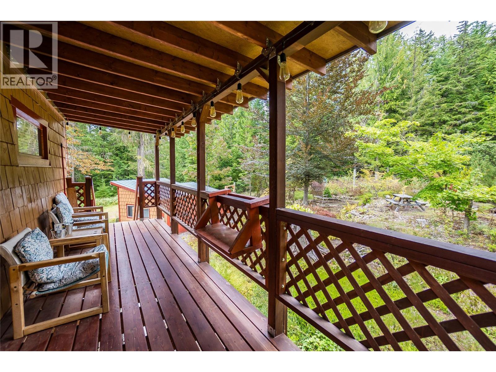 8780 Martens Road, Slocan, British Columbia  V0G 2C0 - Photo 34 - 10360029