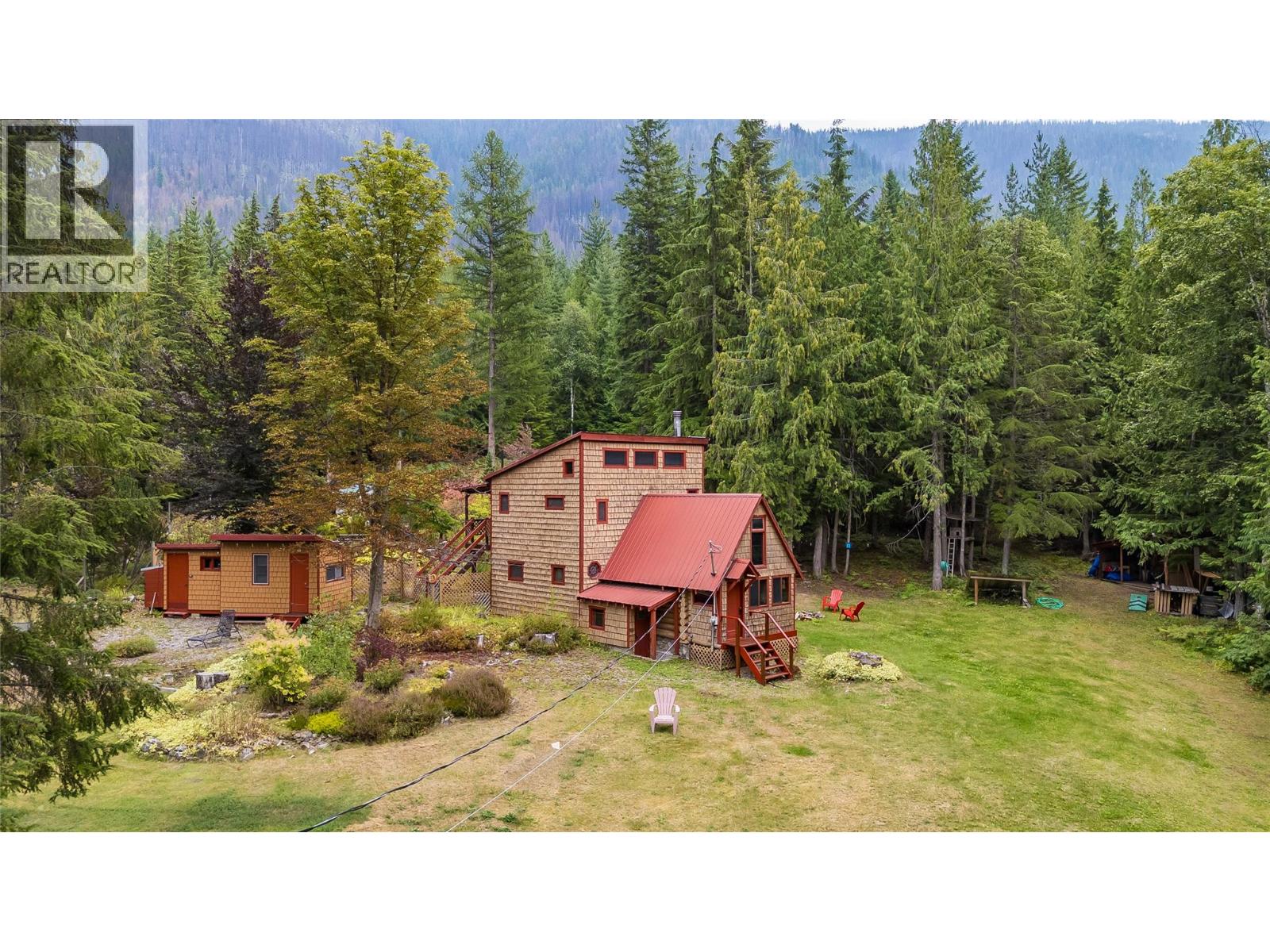 8780 Martens Road, Slocan, British Columbia  V0G 2C0 - Photo 4 - 10360029