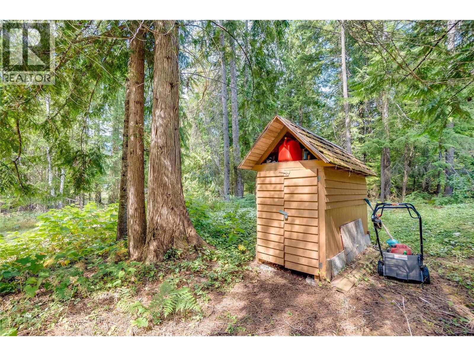 8780 Martens Road, Slocan, British Columbia  V0G 2C0 - Photo 48 - 10360029