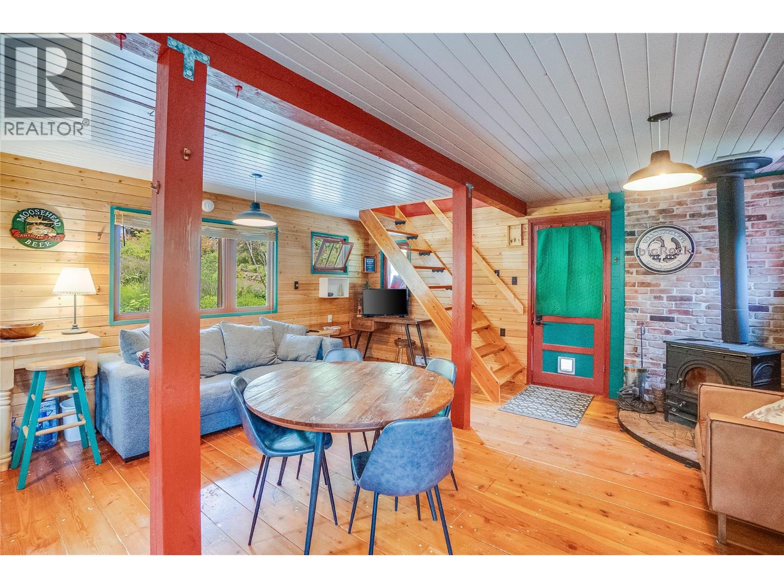 8780 Martens Road, Slocan, British Columbia  V0G 2C0 - Photo 8 - 10360029