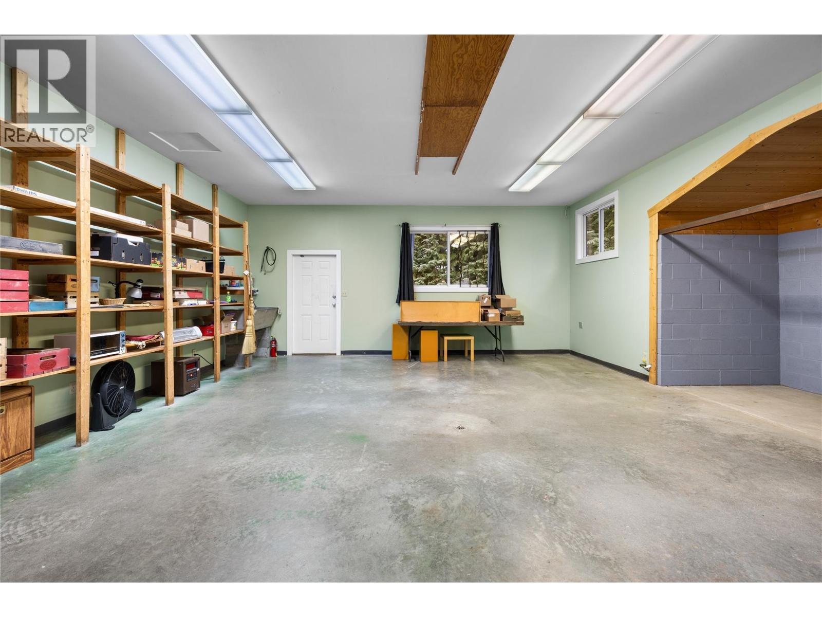 16095 3a Highway, Crawford Bay, British Columbia  V0B 1E0 - Photo 30 - 10359793