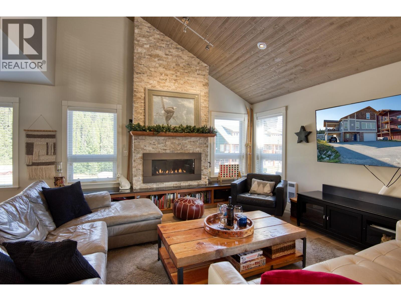 152 Clearview Crescent, Apex Mountain, British Columbia  V0X 1K0 - Photo 2 - 10359734