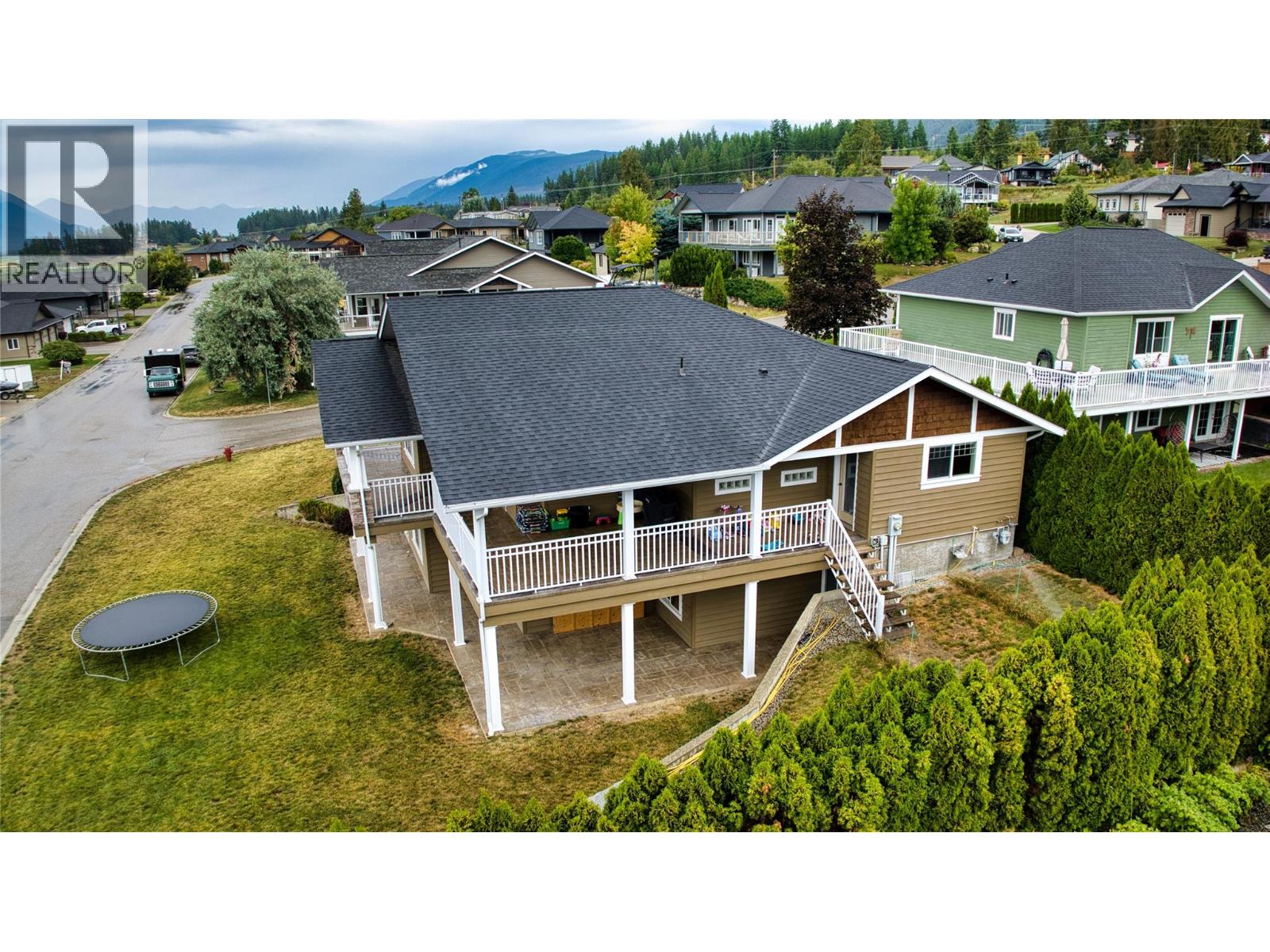 902 Purcell Crescent, Creston, British Columbia  V0B 1G3 - Photo 3 - 10360150