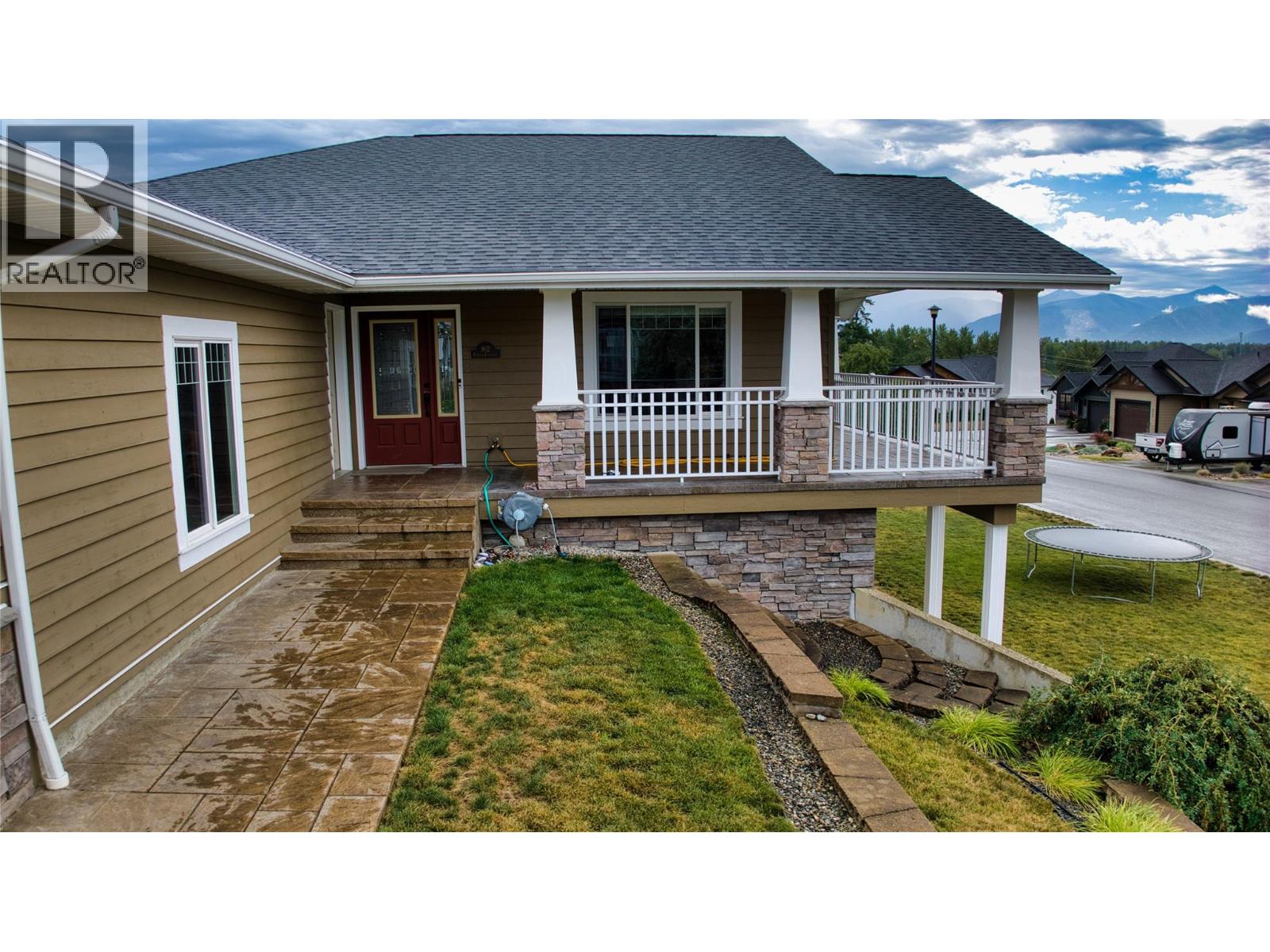 902 Purcell Crescent, Creston, British Columbia  V0B 1G3 - Photo 4 - 10360150