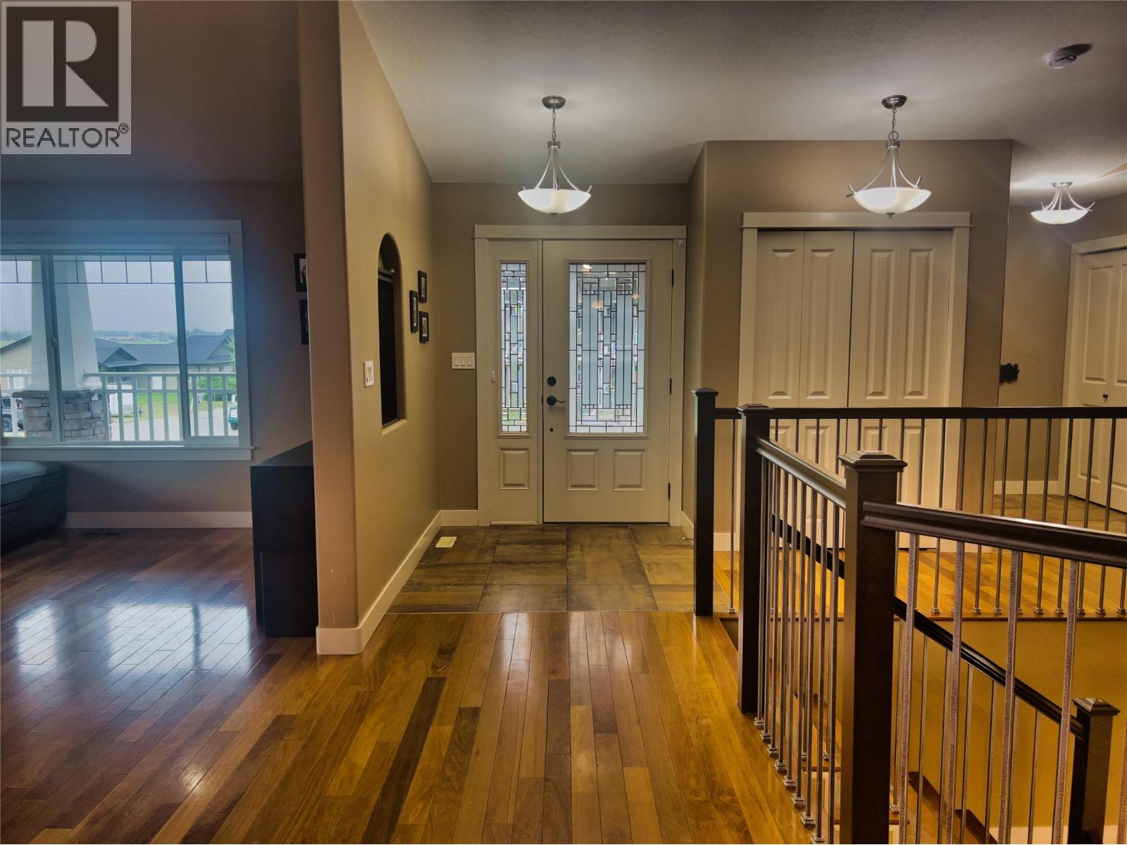 902 Purcell Crescent, Creston, British Columbia  V0B 1G3 - Photo 6 - 10360150