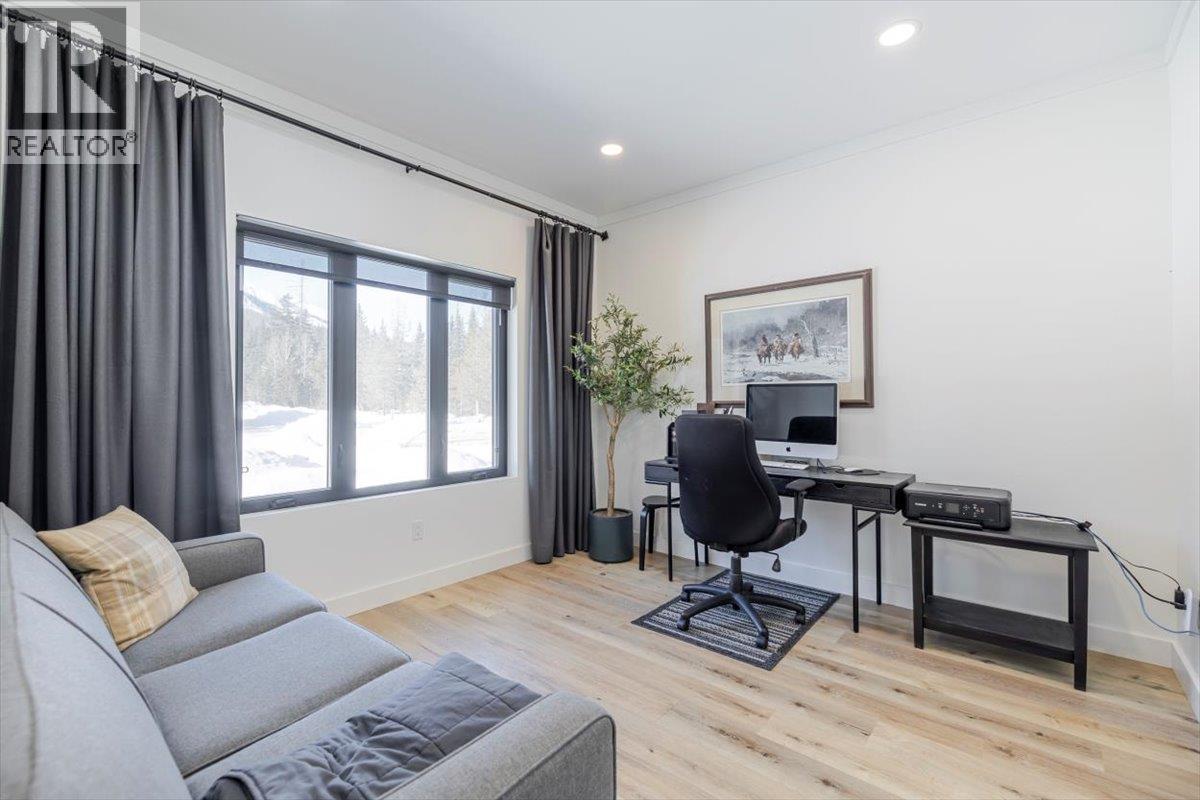 4600 Alpine Way, Fernie, British Columbia  V0B 1M6 - Photo 29 - 10360219