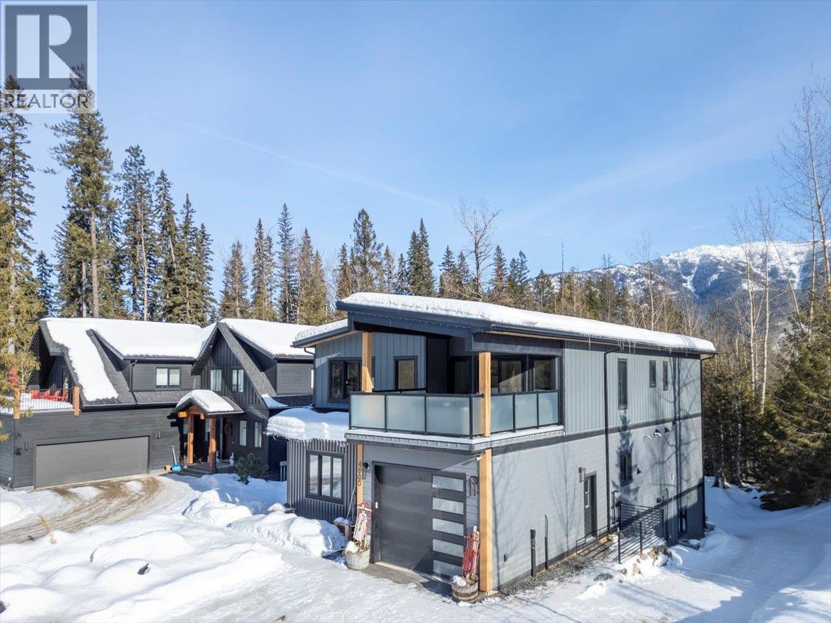 4600 Alpine Way, Fernie, British Columbia  V0B 1M6 - Photo 3 - 10360219