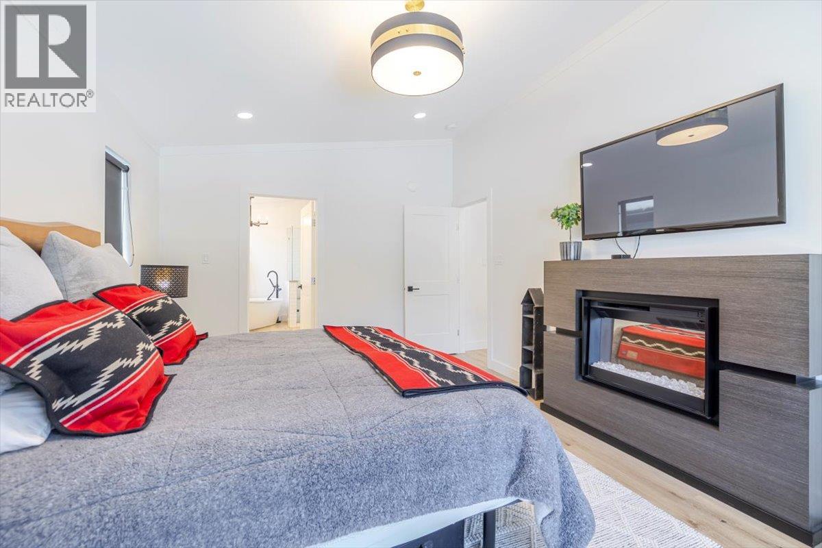 4600 Alpine Way, Fernie, British Columbia  V0B 1M6 - Photo 39 - 10360219