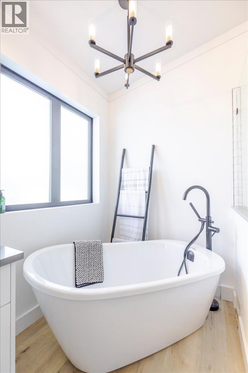 4600 Alpine Way, Fernie, British Columbia  V0B 1M6 - Photo 46 - 10360219