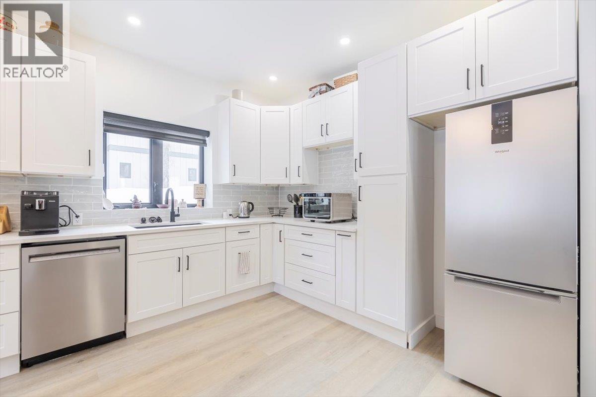 4600 Alpine Way, Fernie, British Columbia  V0B 1M6 - Photo 57 - 10360219