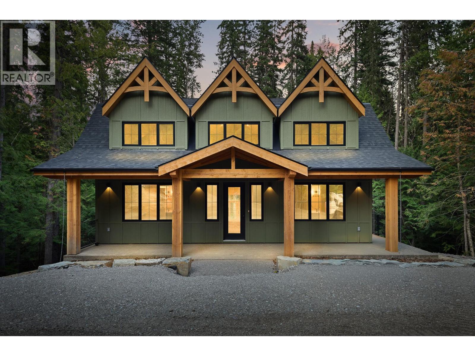 4416 Timberline Crescent, Fernie, British Columbia  V0B 1M6 - Photo 2 - 10360117