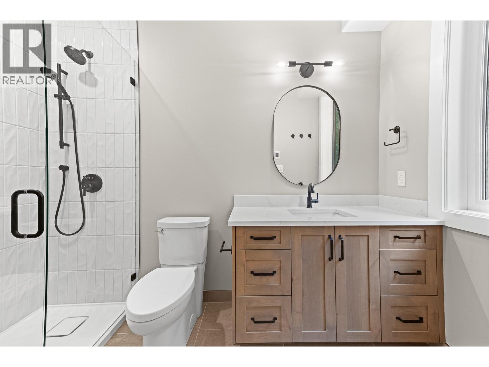 4416 Timberline Crescent, Fernie, British Columbia  V0B 1M6 - Photo 8 - 10360117