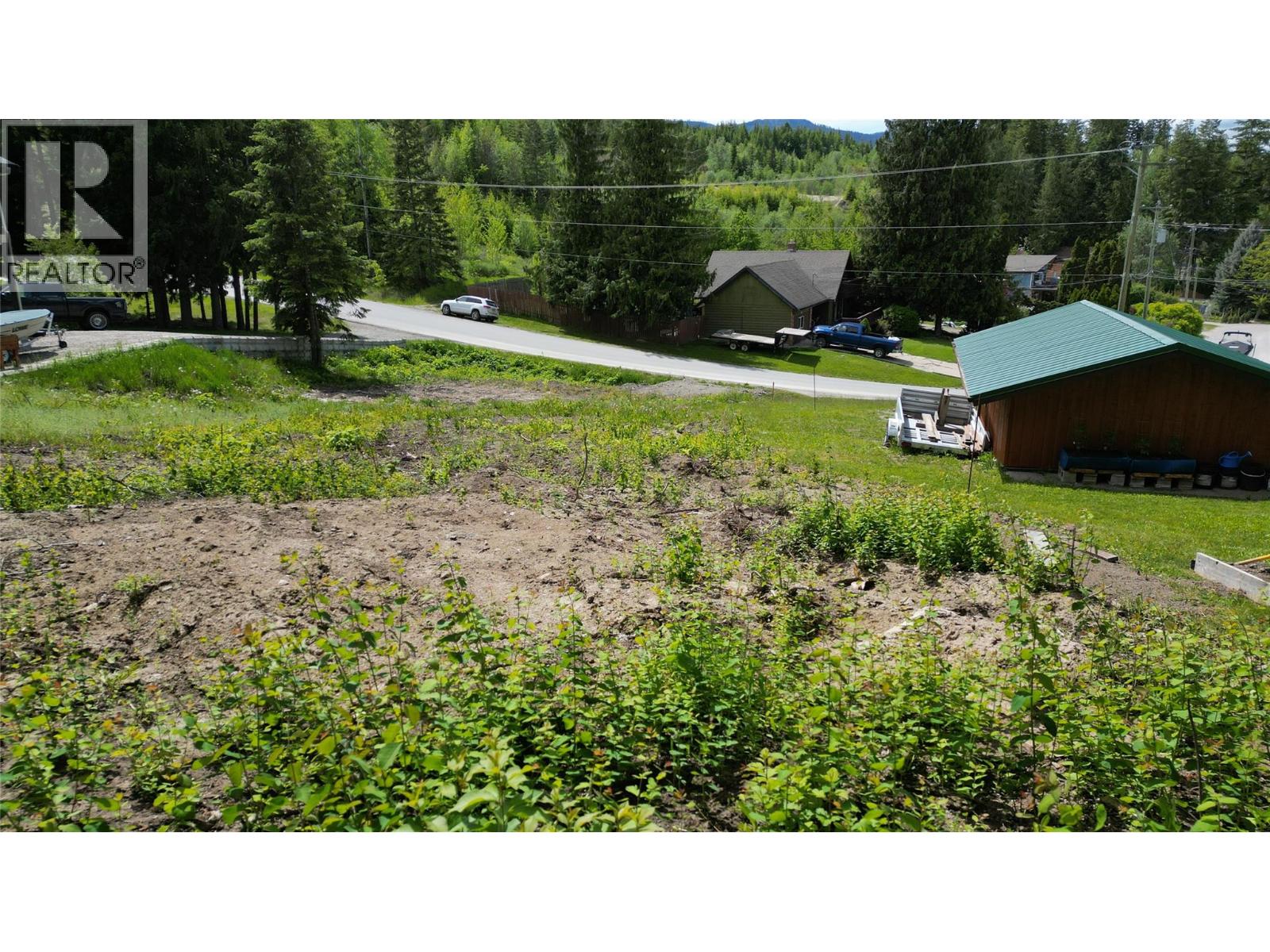 2902 Cedar Drive, Sorrento, British Columbia  V0E 2W2 - Photo 9 - 10360107