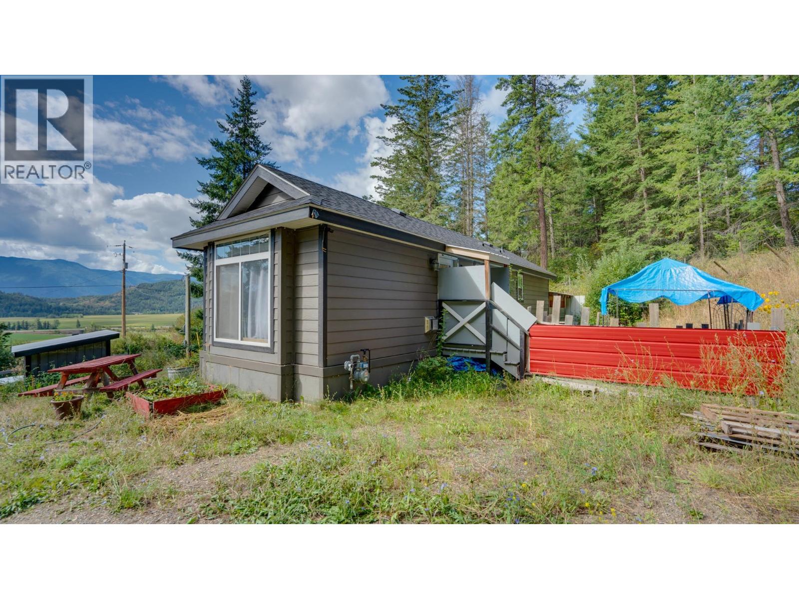 4050 White Lake Road, Sorrento, British Columbia  V0E 2W0 - Photo 18 - 10359762
