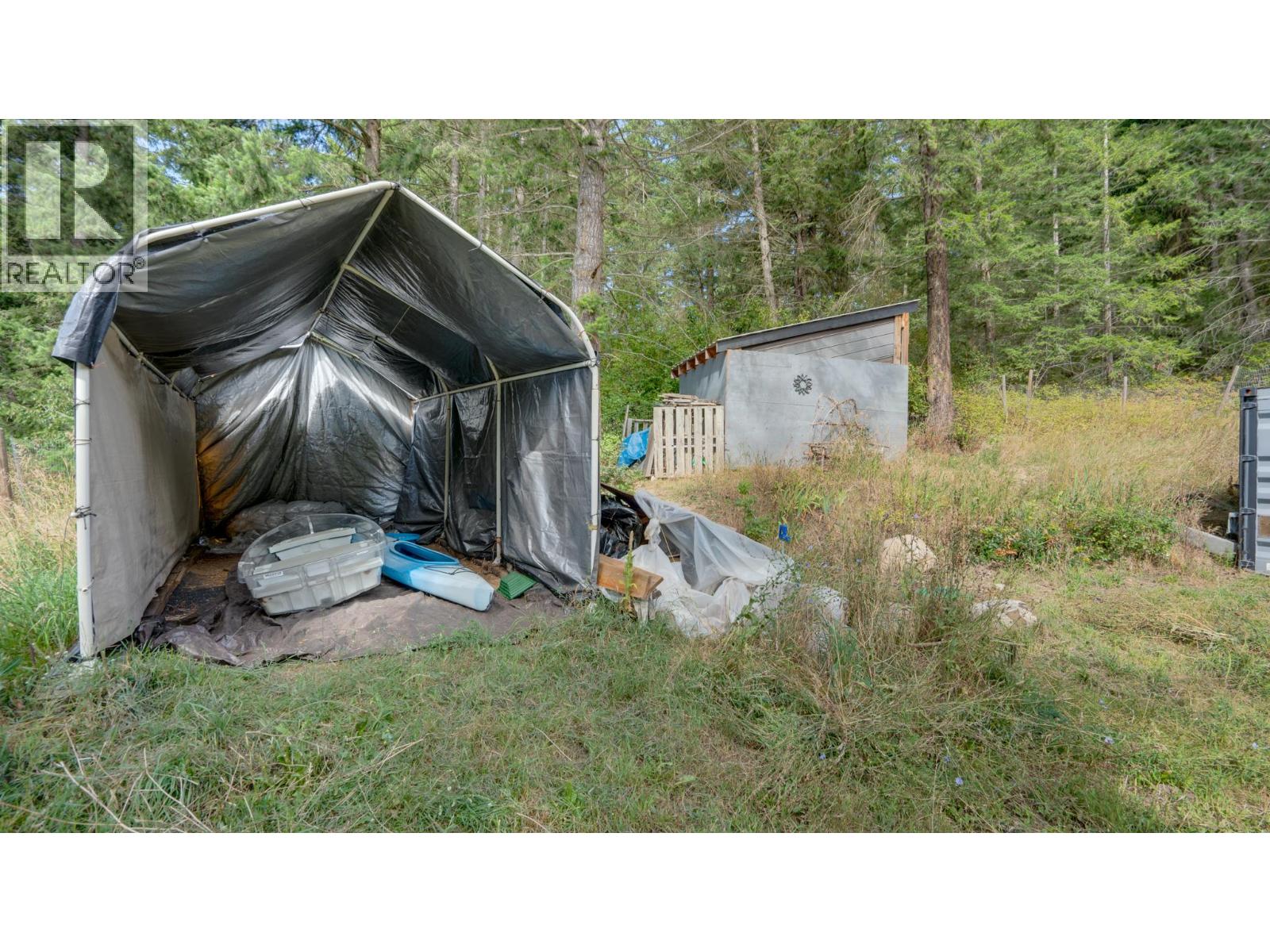 4050 White Lake Road, Sorrento, British Columbia  V0E 2W0 - Photo 21 - 10359762