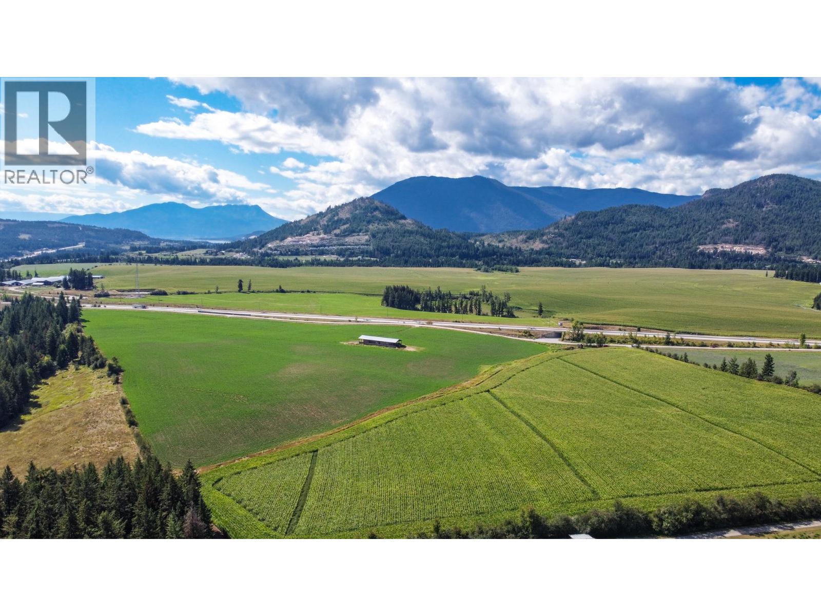 4050 White Lake Road, Sorrento, British Columbia  V0E 2W0 - Photo 27 - 10359762