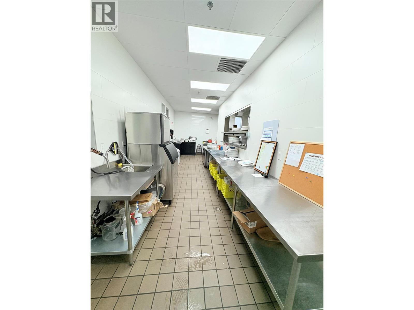 5350 Anderson Way, Vernon, British Columbia  V1T 9V2 - Photo 10 - 10360209