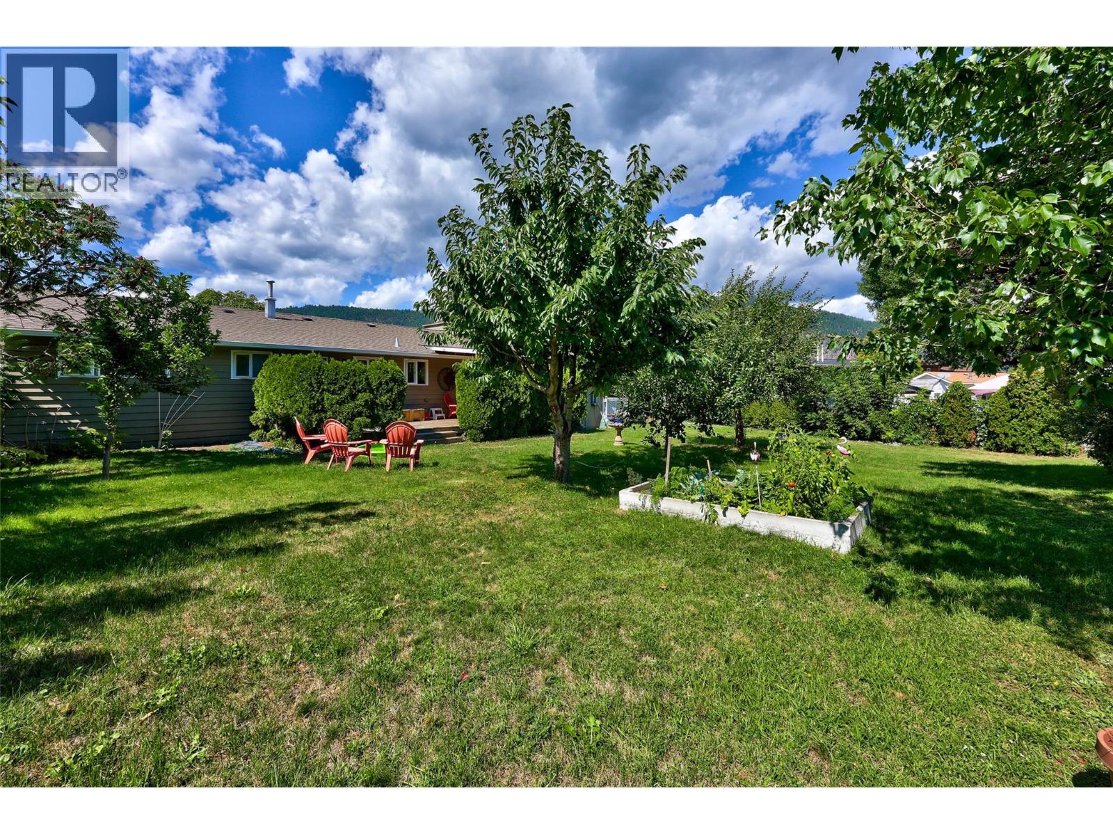 229 Lakeshore Drive, Chase, British Columbia  V0E 1M0 - Photo 25 - 10359782