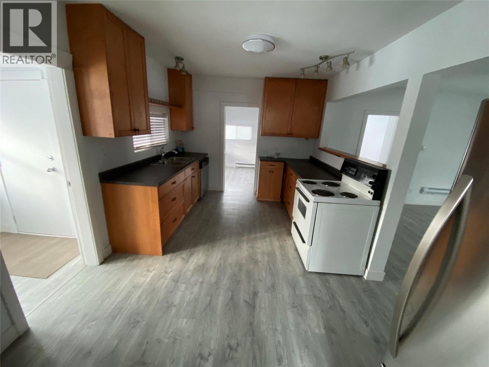 465 Mugford Road, Kelowna, British Columbia  V1X 2E5 - Photo 6 - 10360278