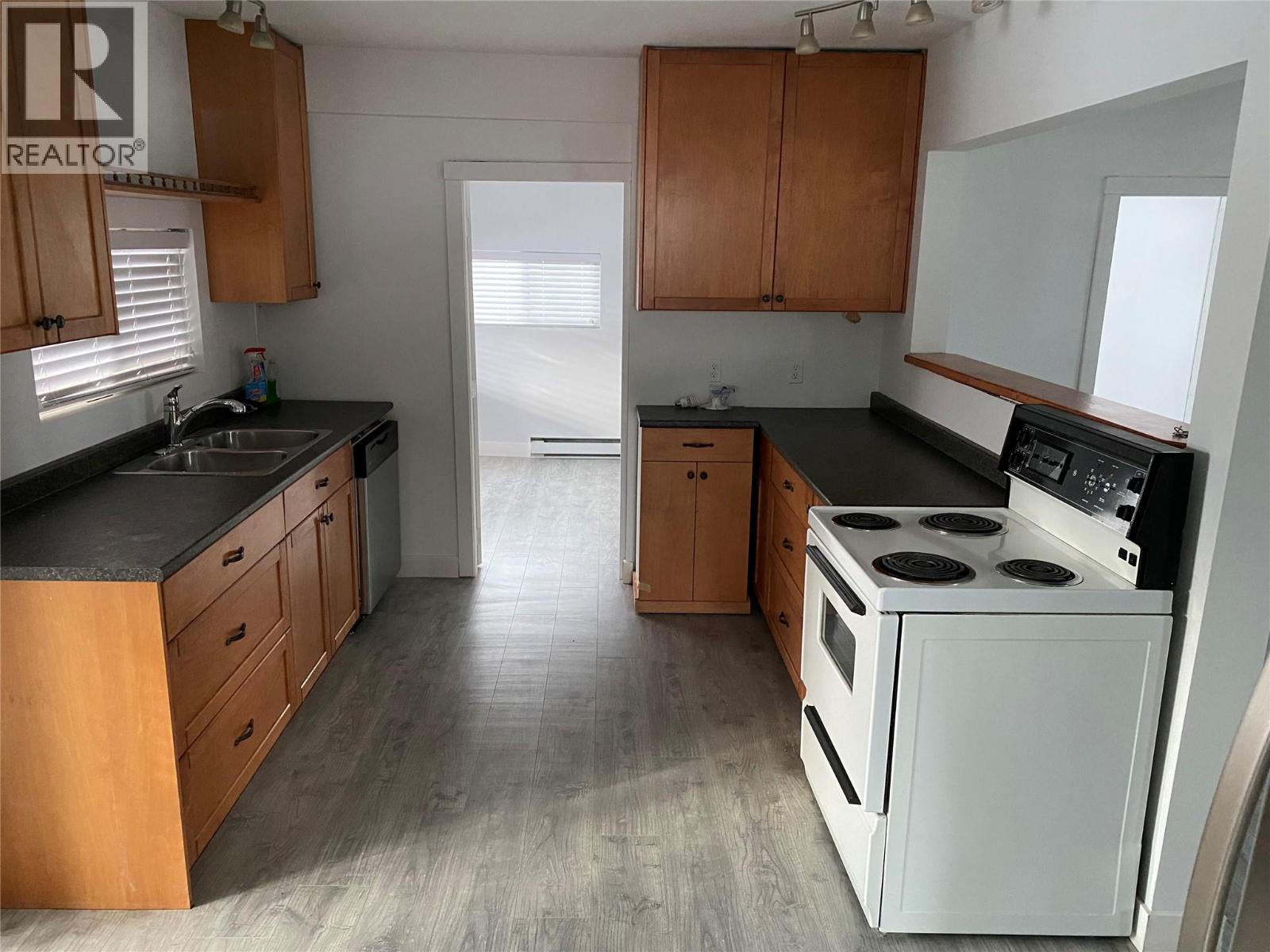 465 Mugford Road, Kelowna, British Columbia  V1X 2E5 - Photo 7 - 10360278