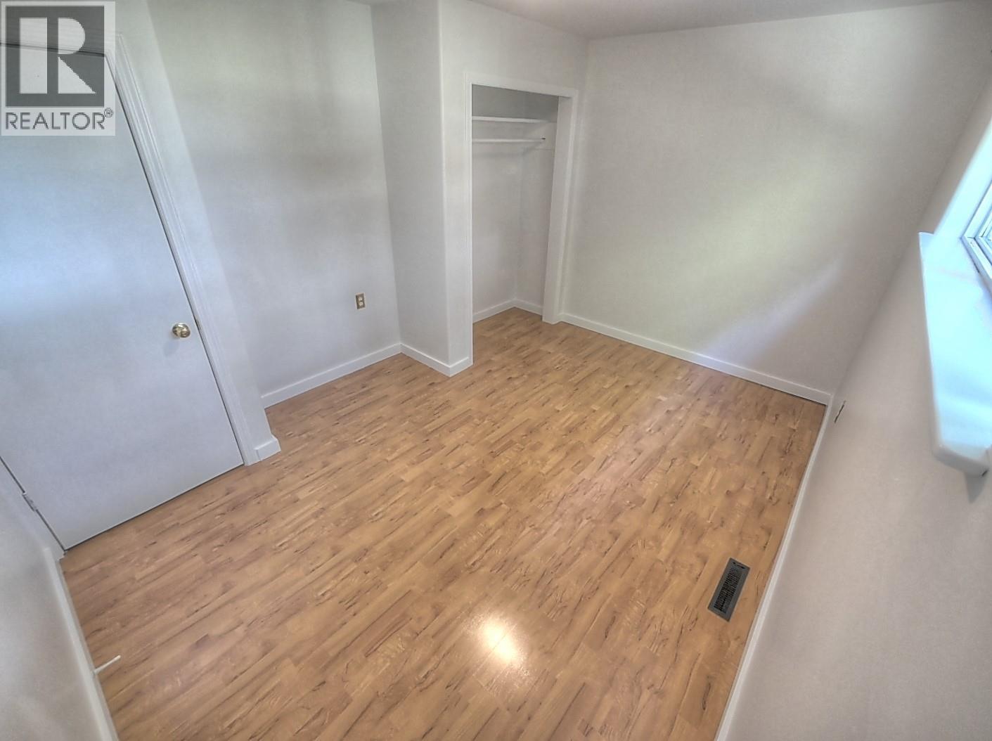 1821 Falls Street, Nelson, British Columbia  V1L 1K1 - Photo 4 - 10360245